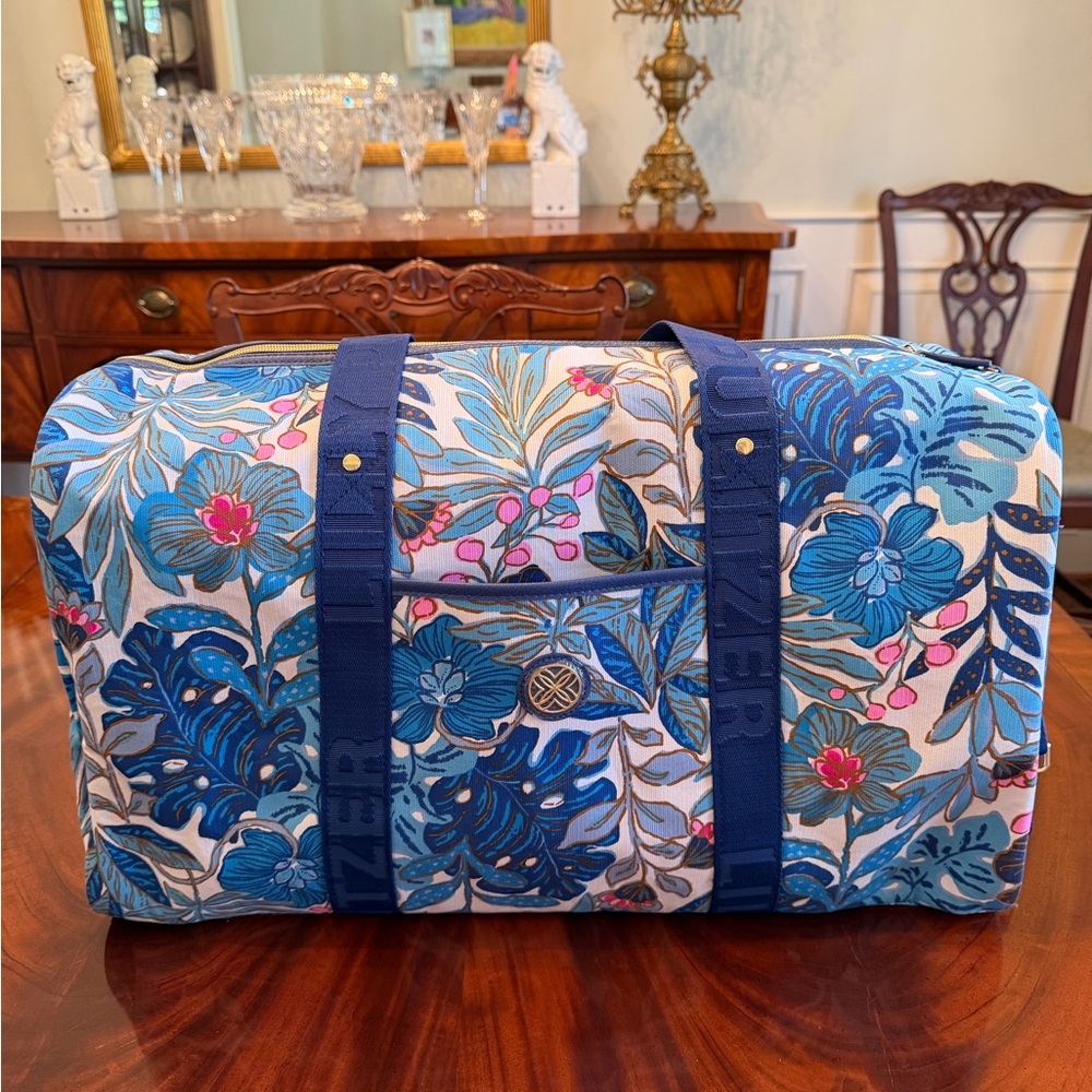 Lilly Pulitzer Originals Duffle - Best Fronds Forever - Picture 5 of 16